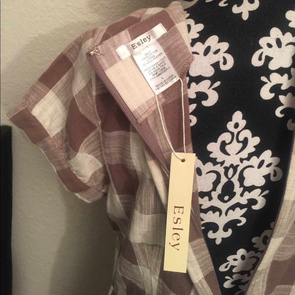 ESLEY - Picture 5 of 6